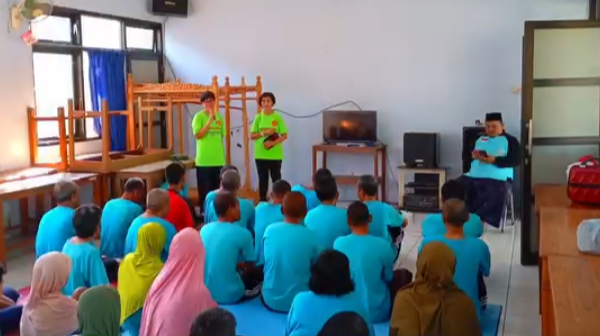 Kegiatan ruqyah yang dilaksanakan oleh Keluarga Ruqyah Kudus