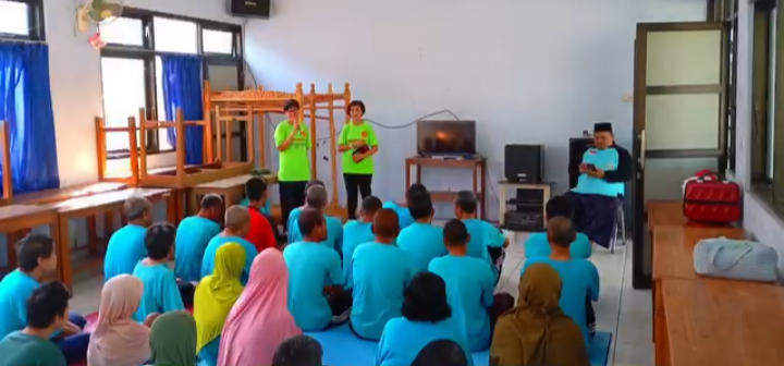 Kegiatan ruqyah yang dilaksanakan oleh Keluarga Ruqyah Kudus